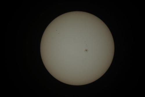 r003